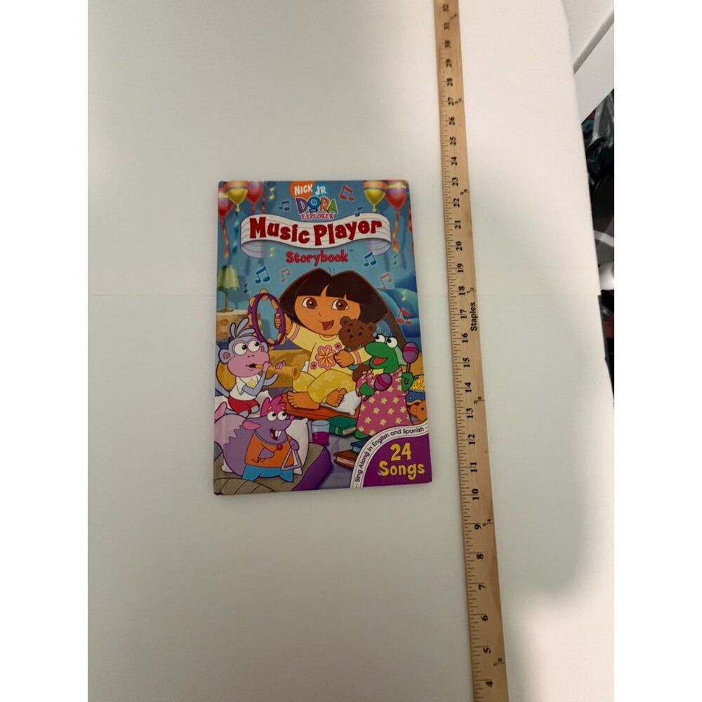2006 Dora the explorer hard cover book Sing A Long